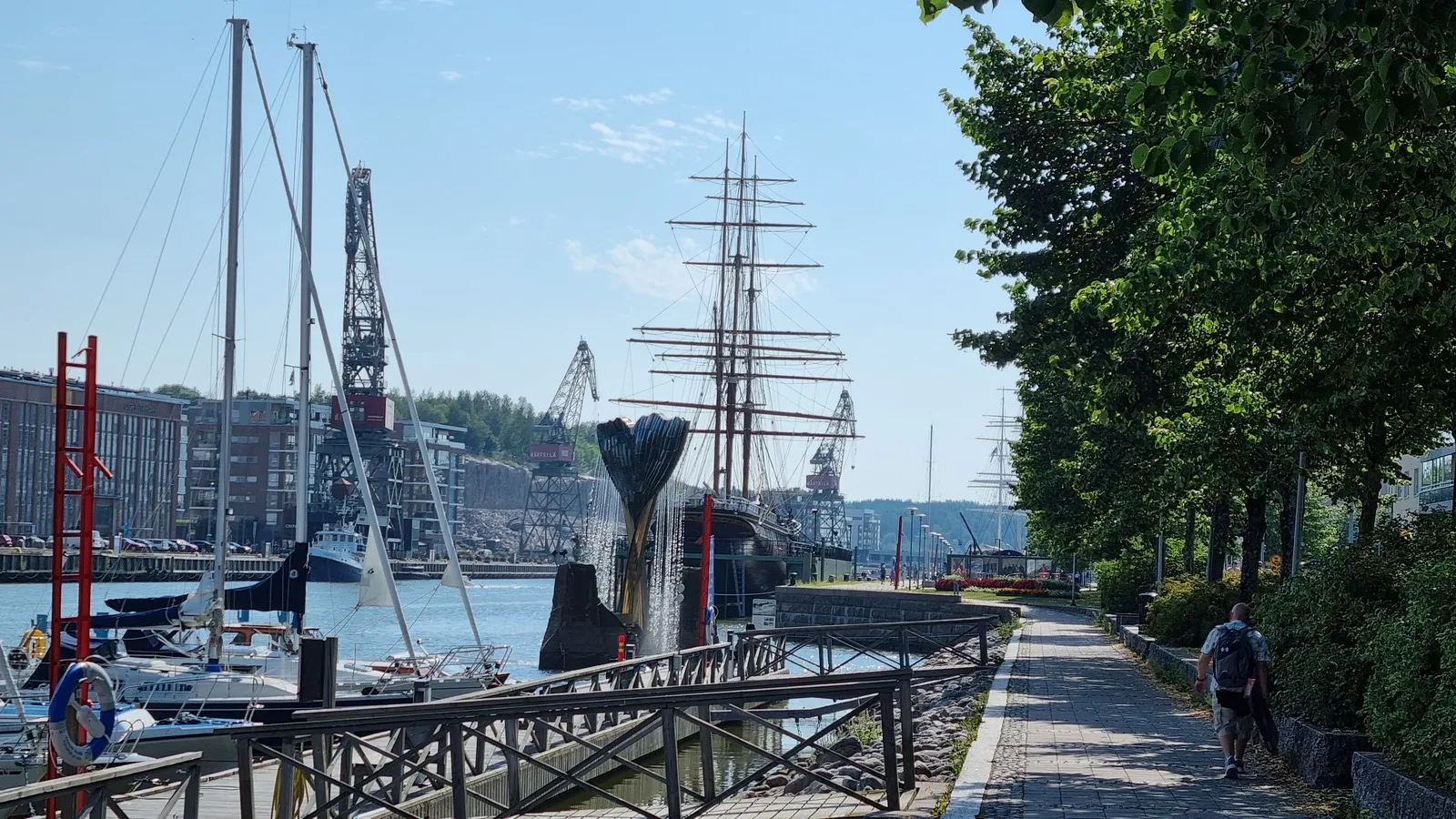 15.7 Turku, Toisel puolel jokkee