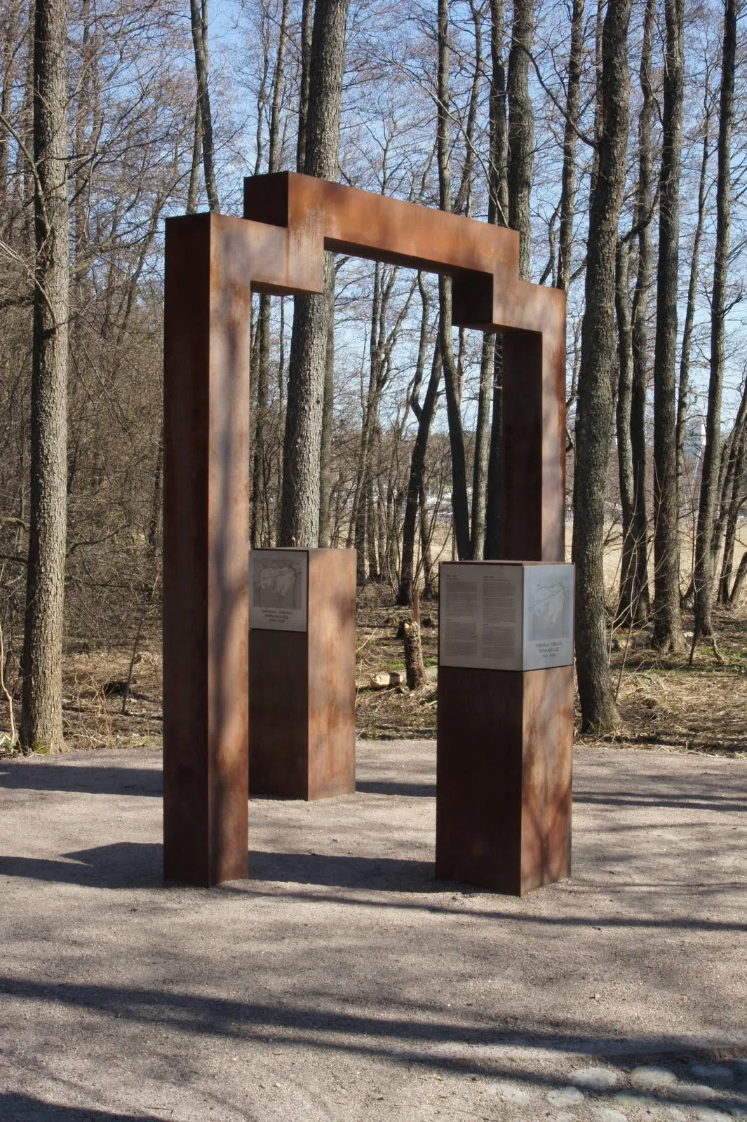 Porkkana memorial