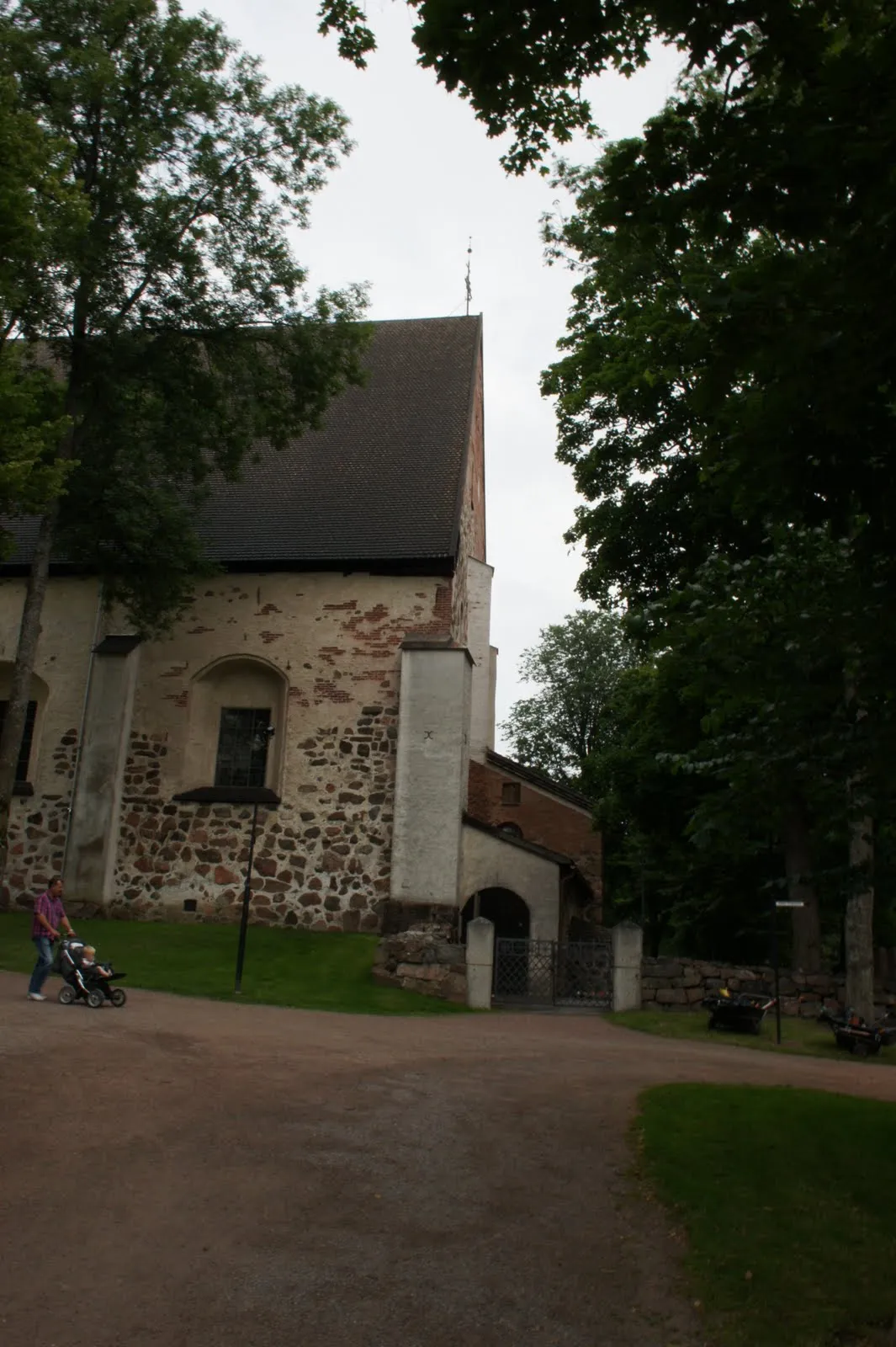 Naantalin kivikirkko
