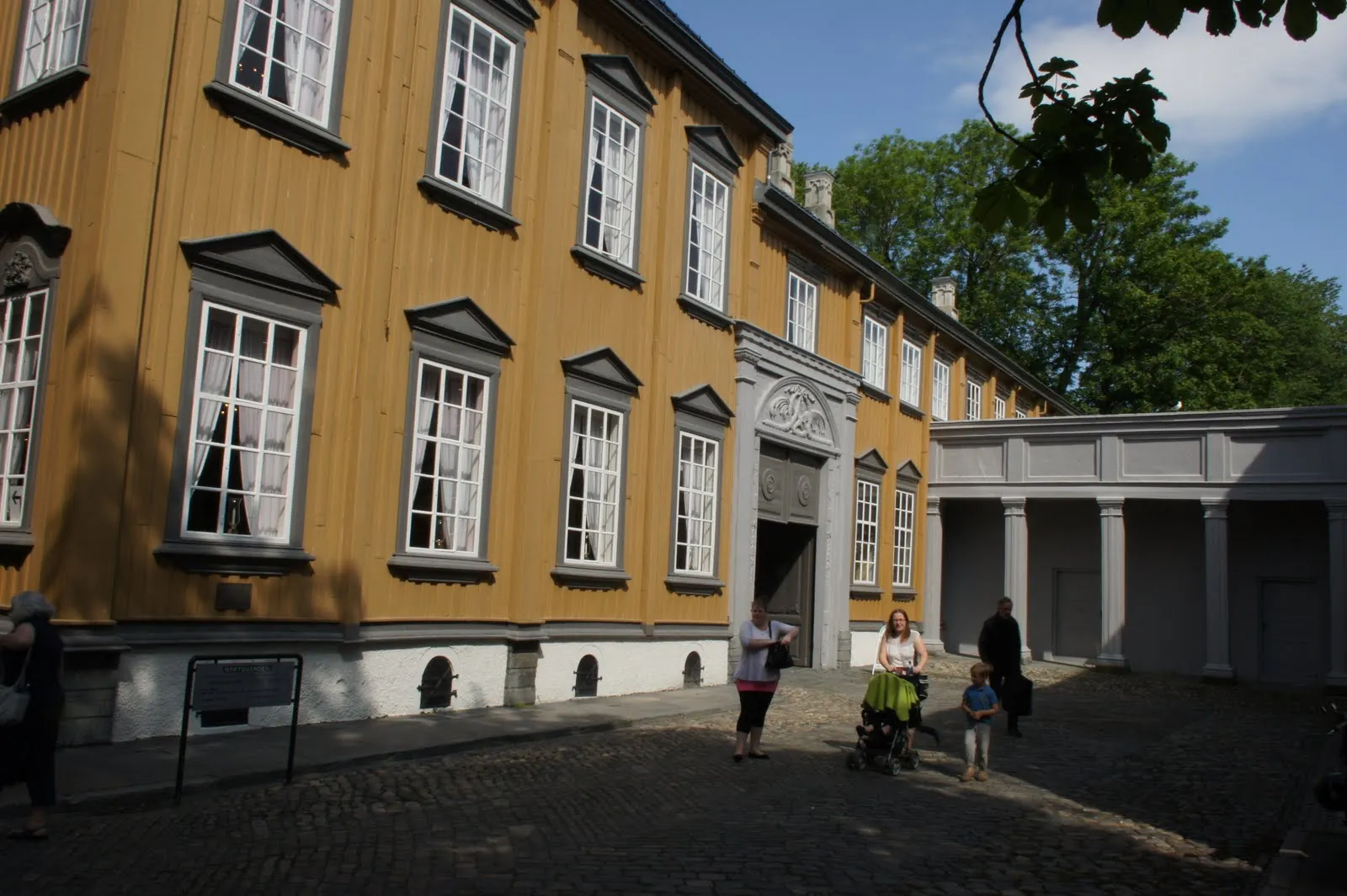 Stiftsgården, king's residence in Trondheim. Largest wooden building in North Europe.
