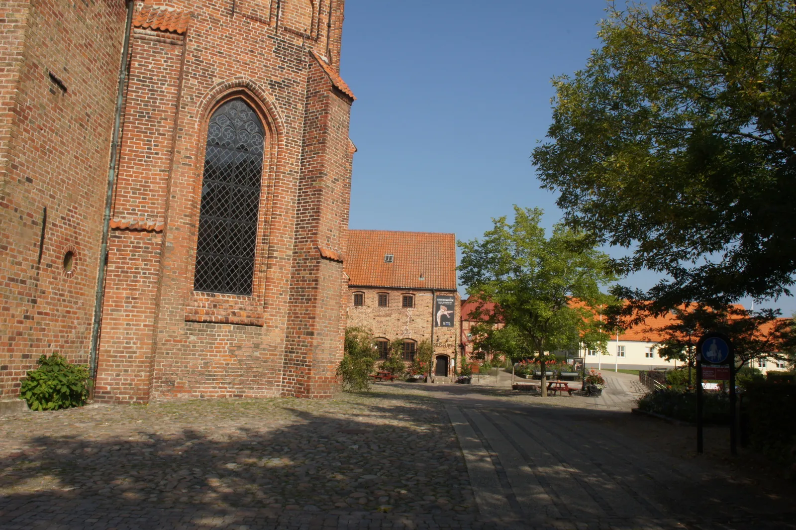 15.9 Kloster, Ystad
