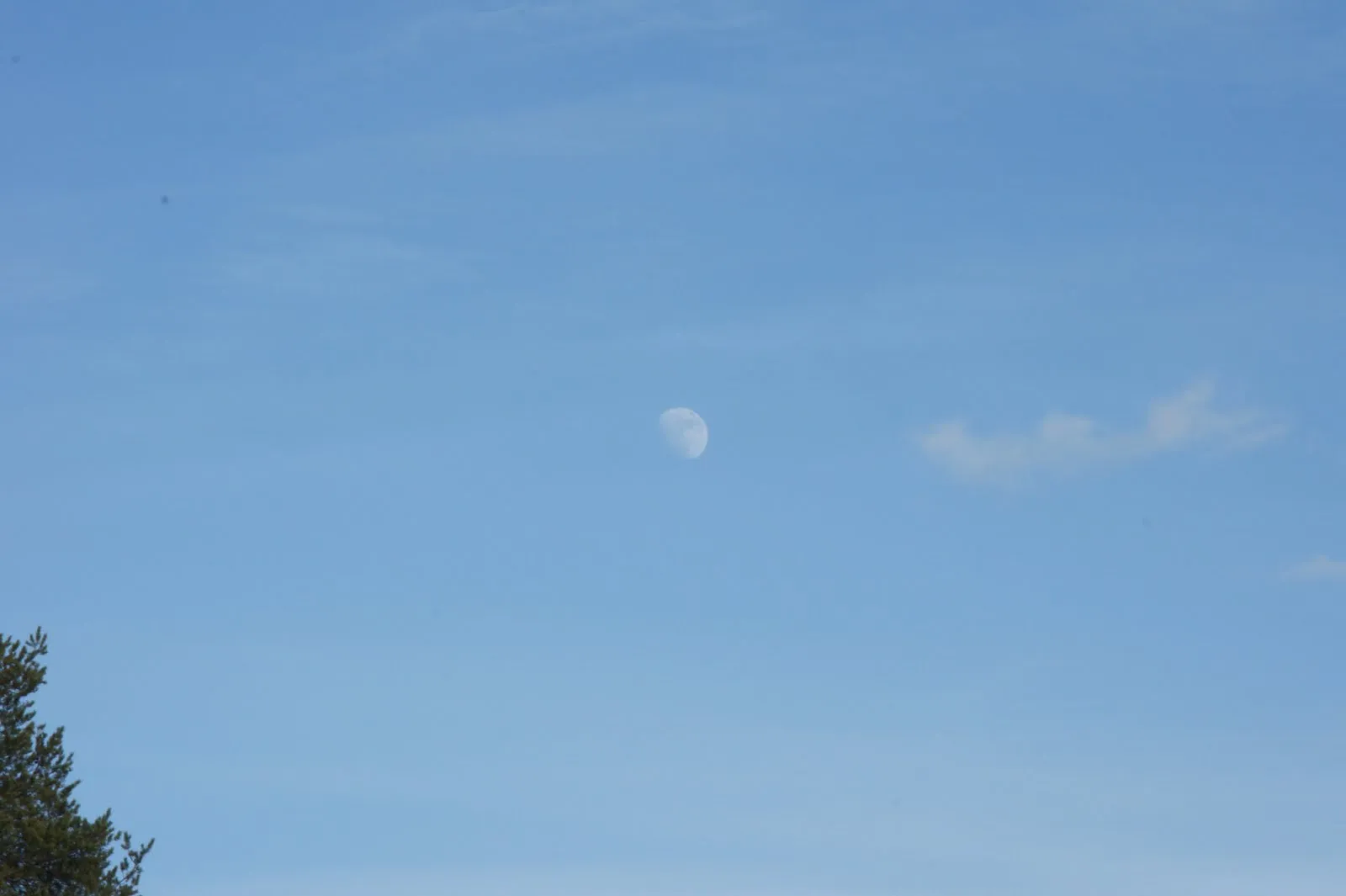 14.4 Moon as seen from Kiuruvesi