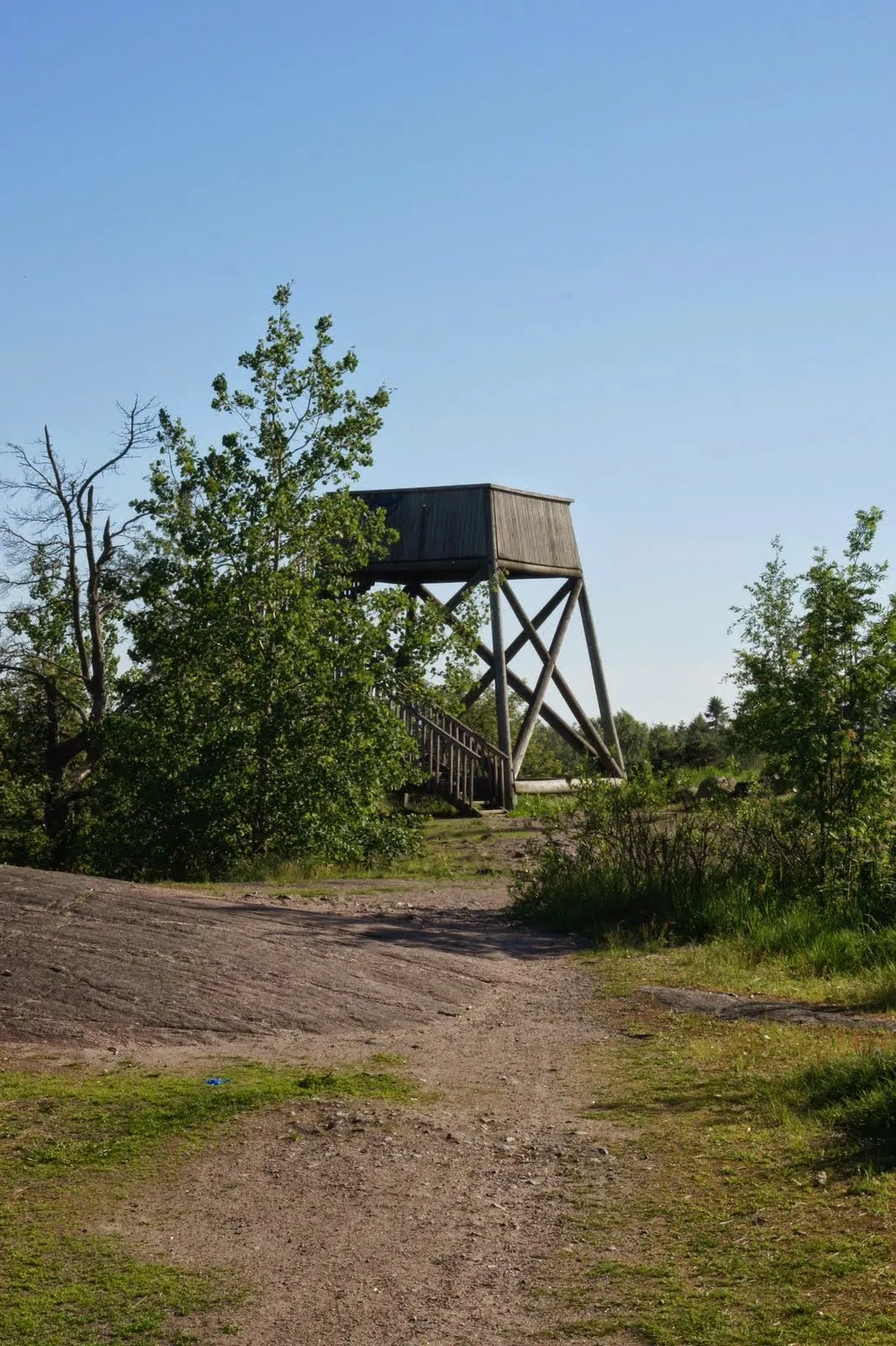 Observation tower