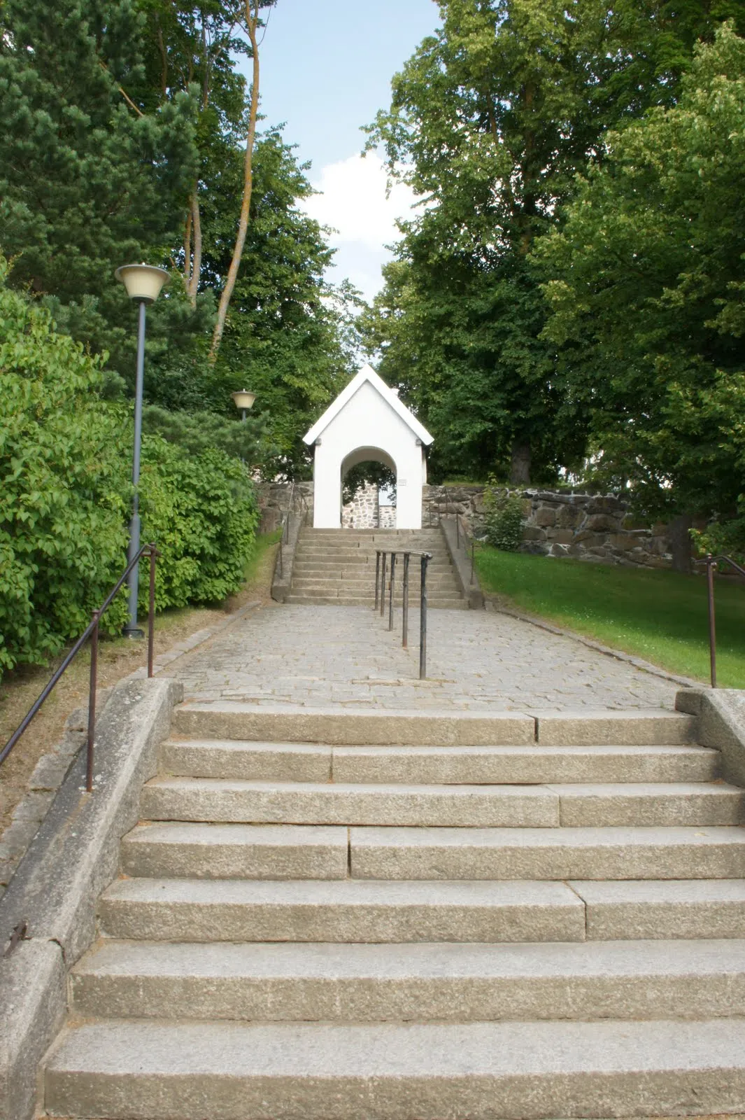 Paraisten kivikirkko