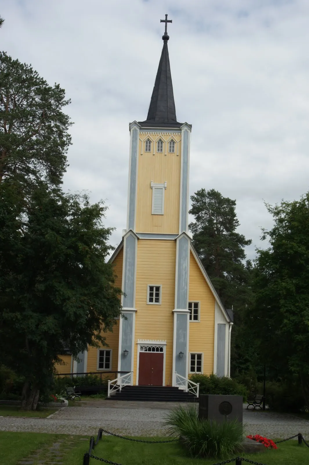 Muhos church, the oldest wooden church preserved in almost original shape (or so they say), built in 1634