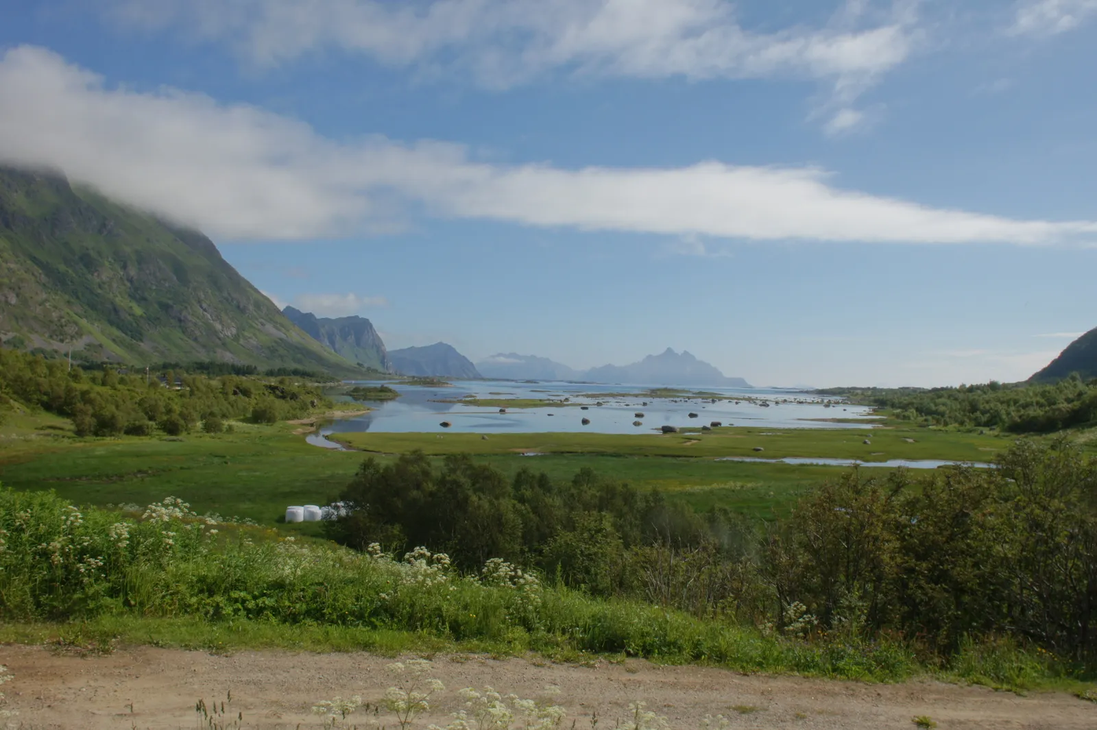 Driving around Vestvågøy