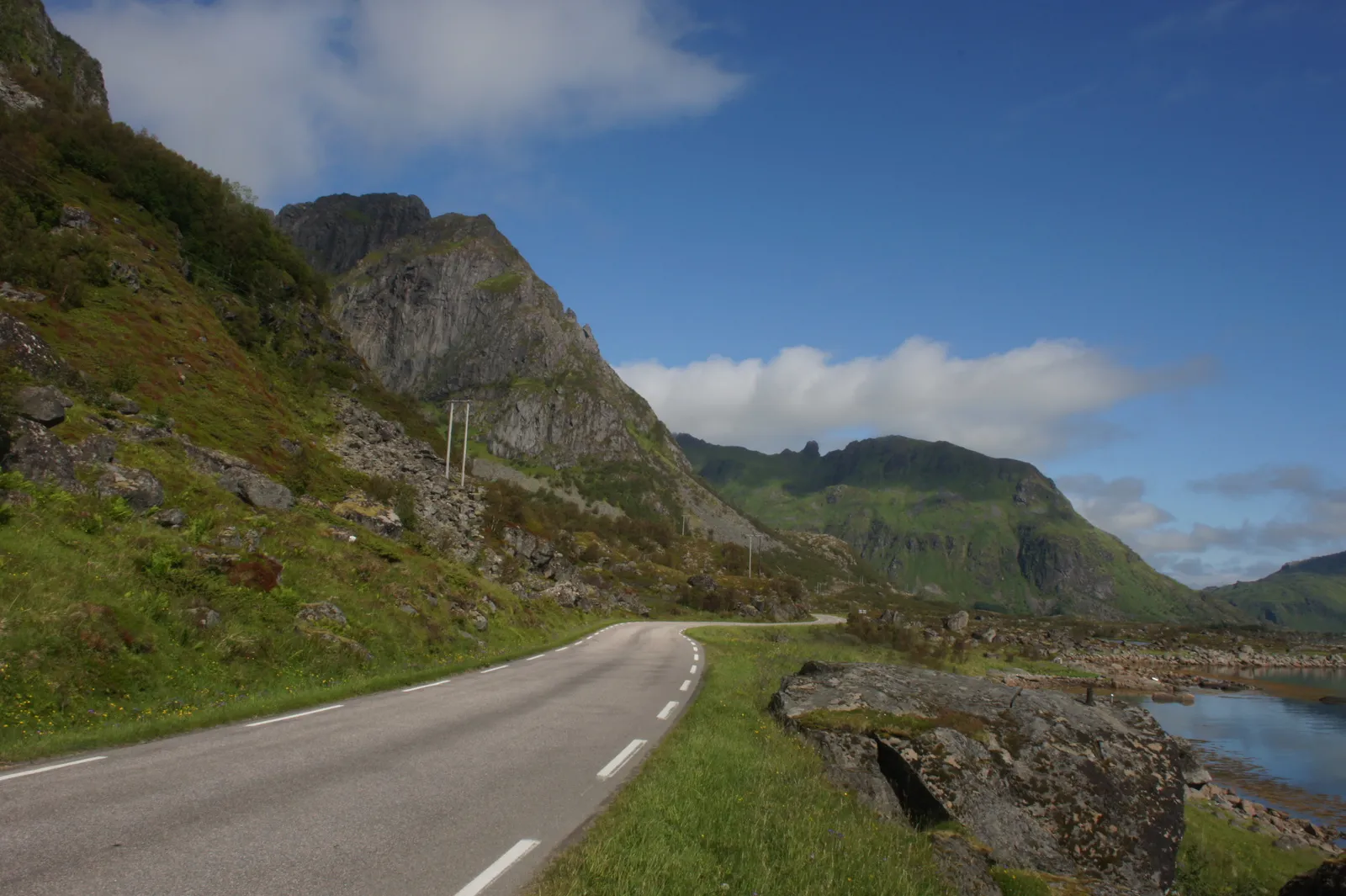 Driving around Vestvågøy