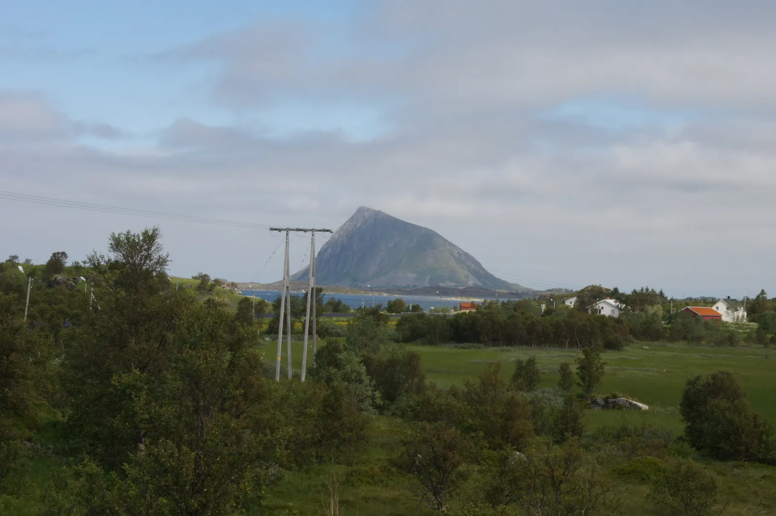 Driving around Vestvågøy
