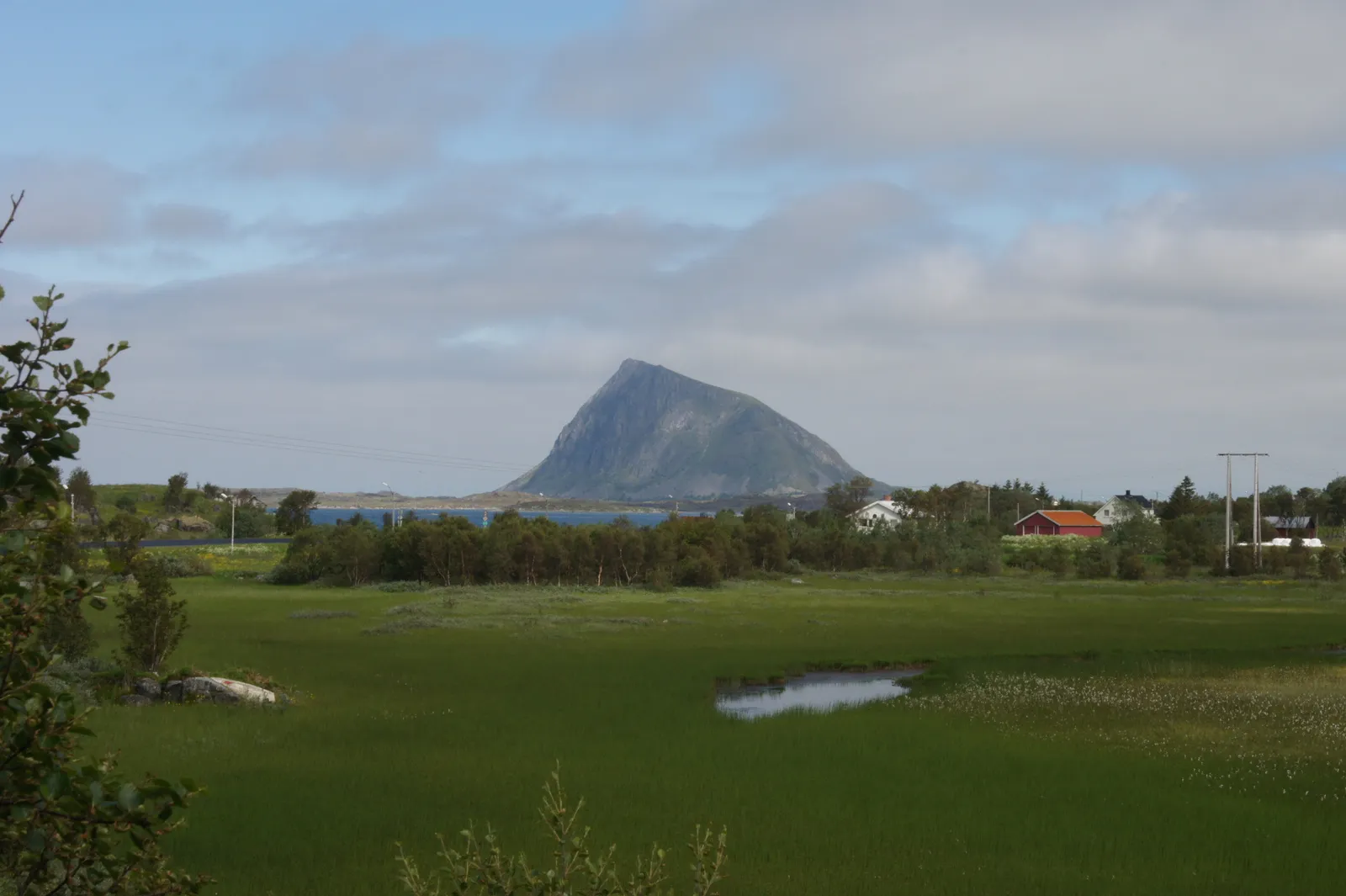 Driving around Vestvågøy