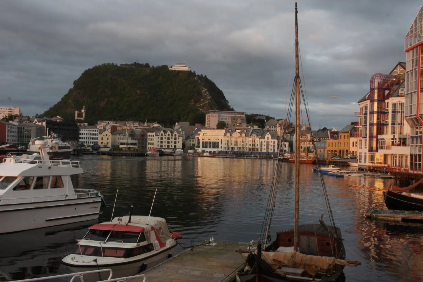 12.7 Ålesund