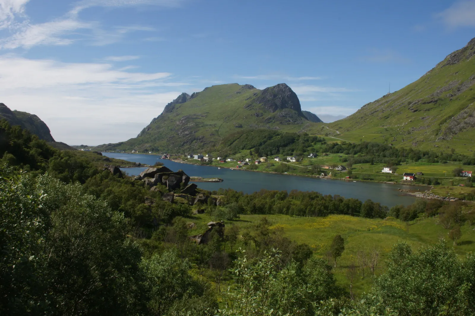 Driving around Vestvågøy