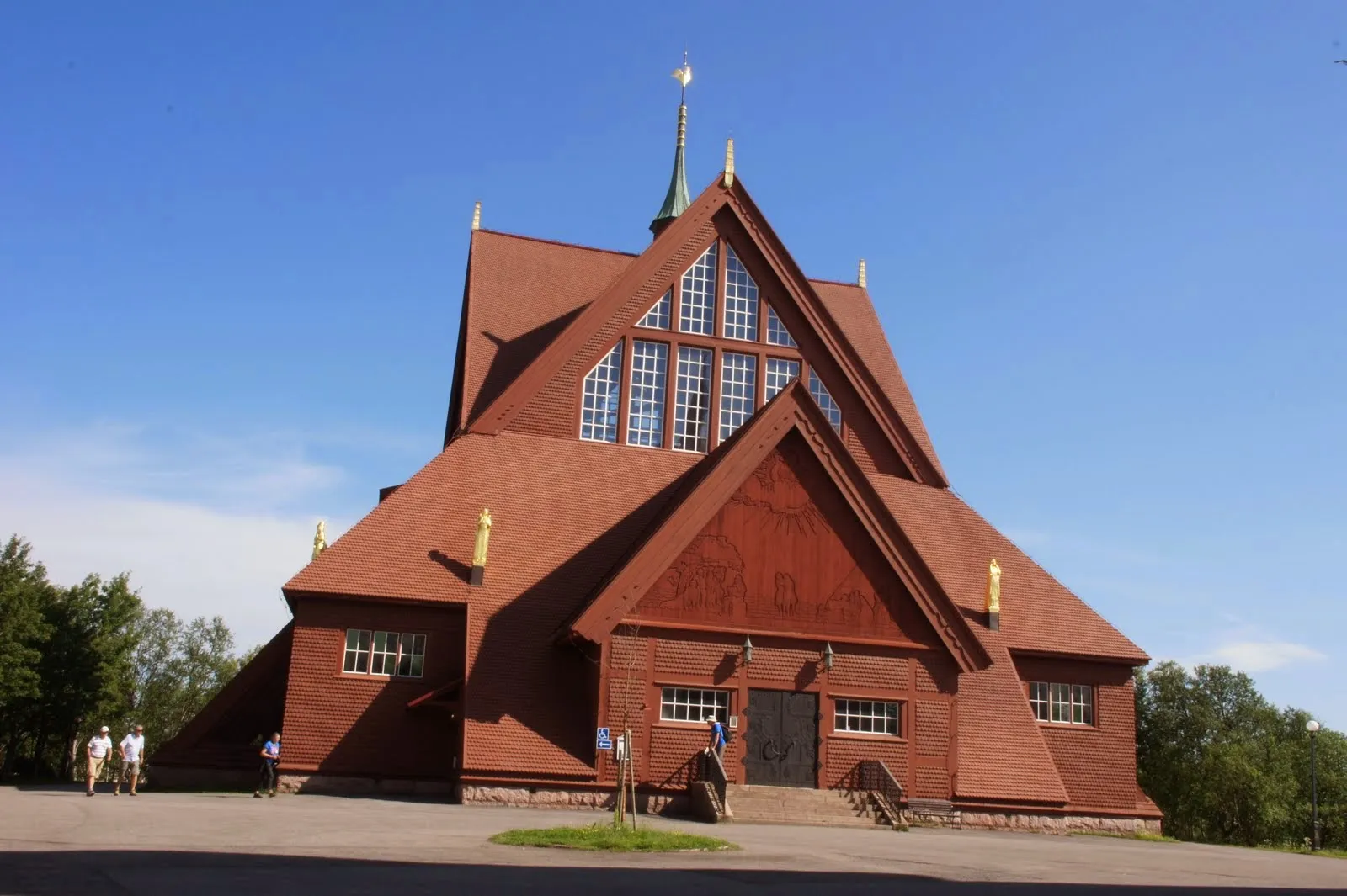 13.7 Kiirunan kirkko // Kiruna church