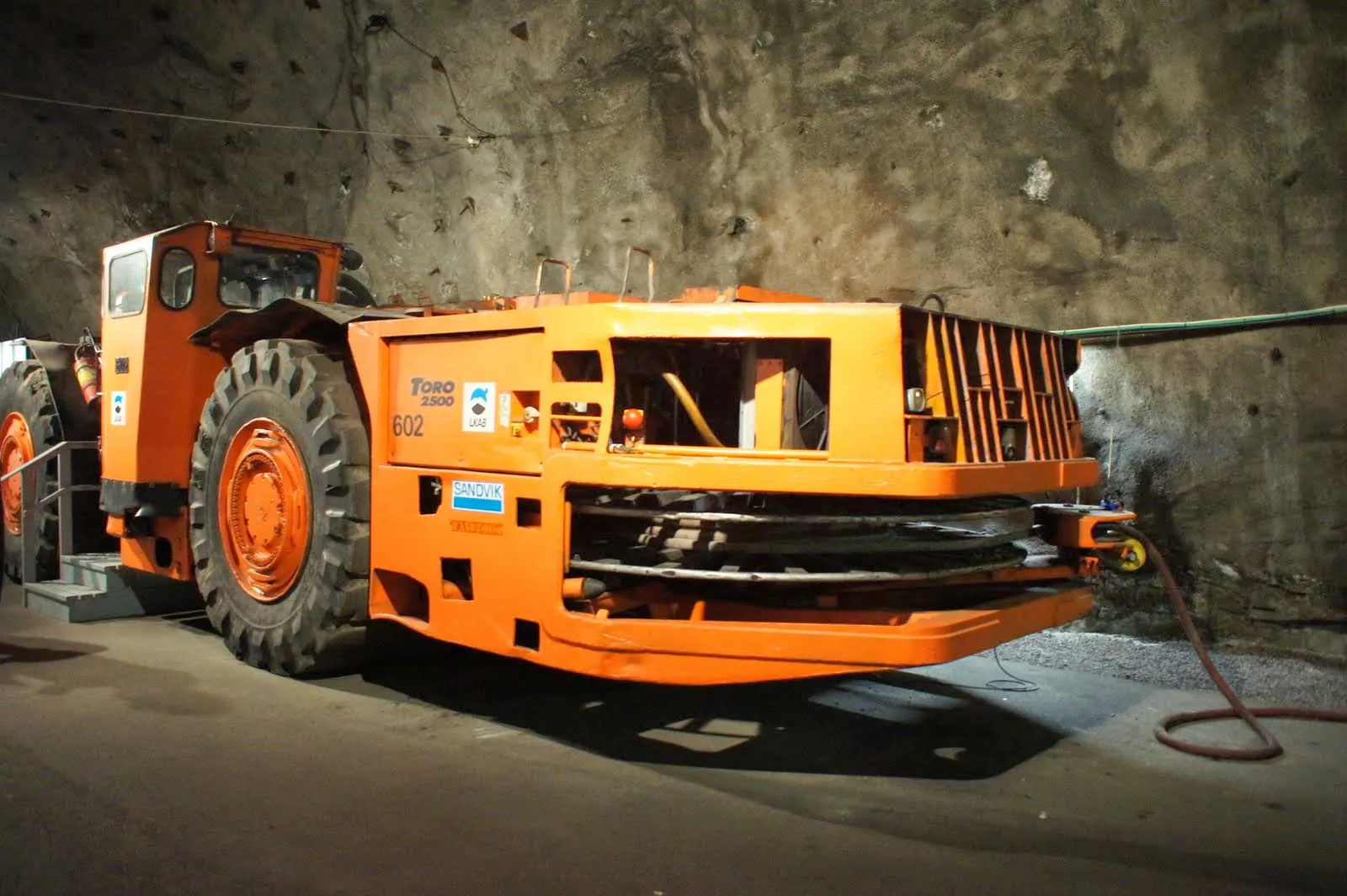 14.7 Kiirunan rautakaivos // Iron mine in Kiruna