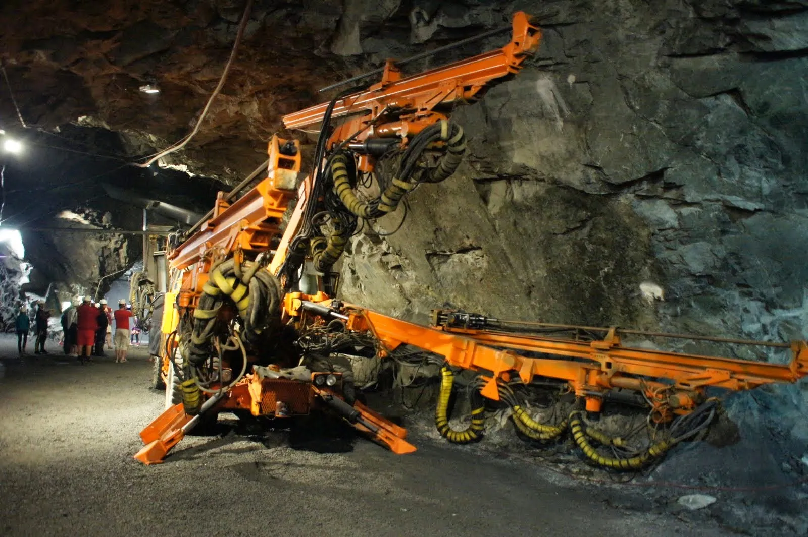 14.7 Kiirunan rautakaivos // Iron mine in Kiruna