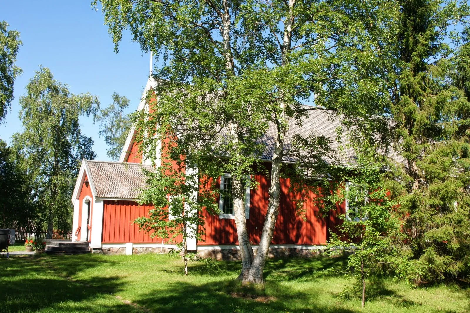 14.7 Jukkasjärven kirkko. Rakennettu vuonna 1608 // Jukkasjärvi church. Built in 1608