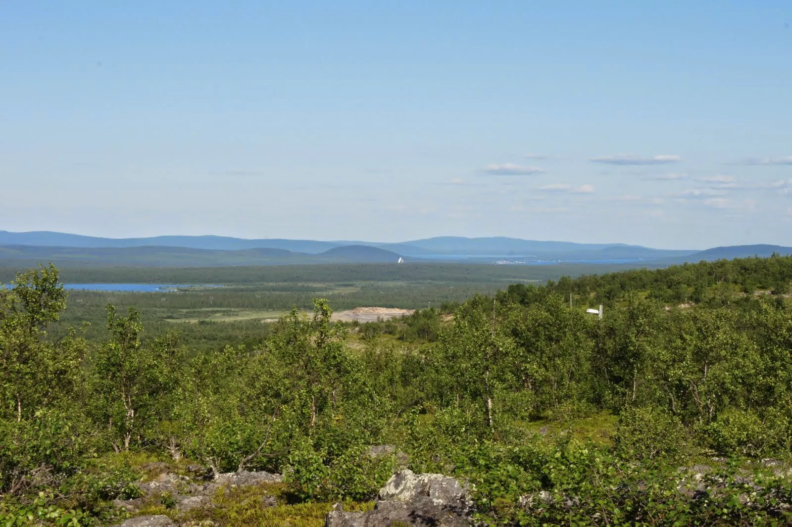 14.7 ESTRACKin radioantenni 38km Kiirunasta // ESTRACK radioantenna 38km from Kiruna