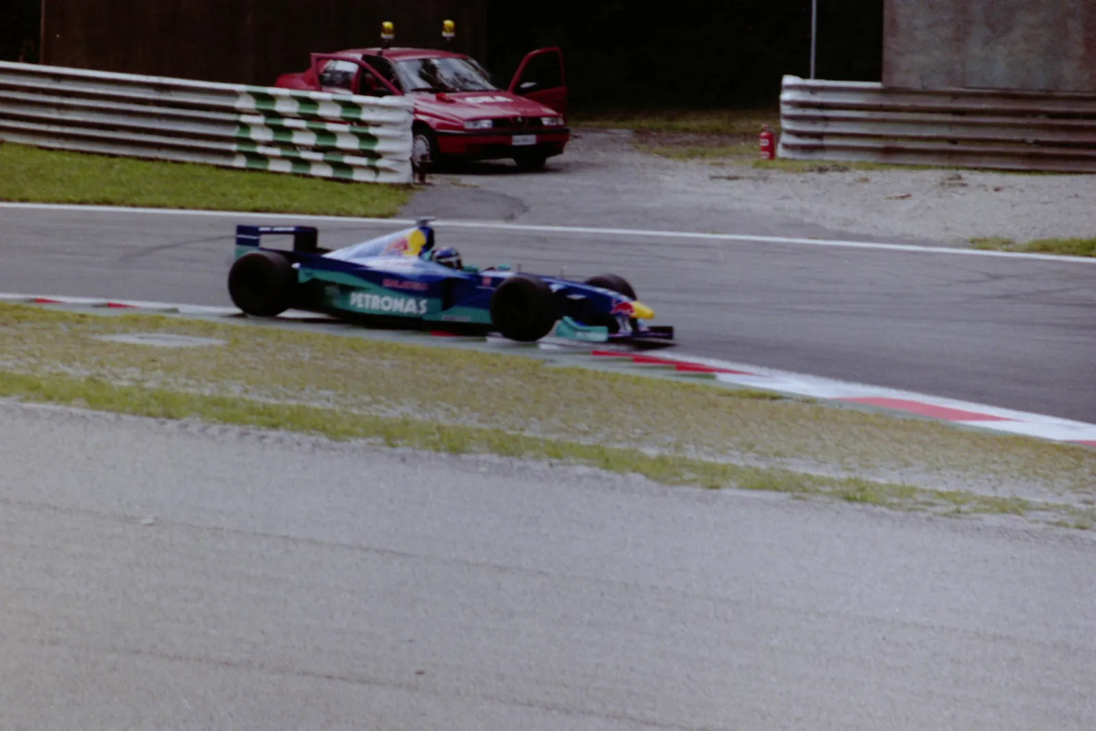 Pedro Diniz on Sauber C18 - Ferrari