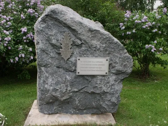 monument in Meripuistokatu