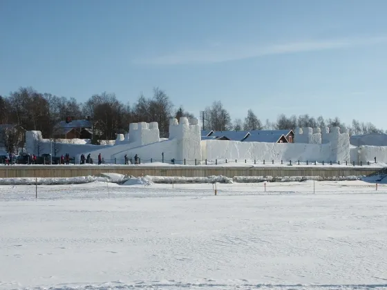 Lumilinna from the frozen sea