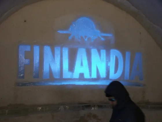 Ice bar