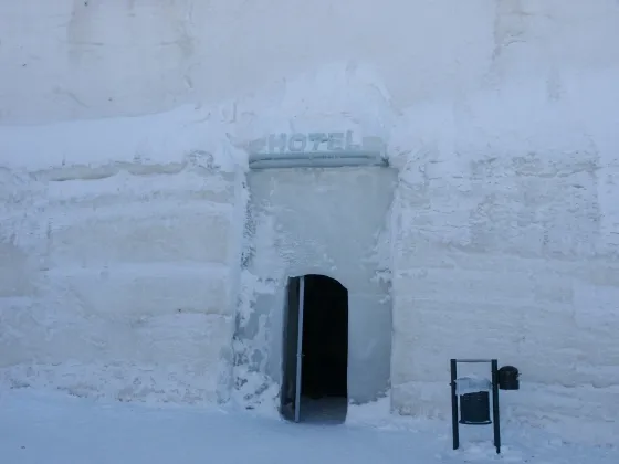 Show hotel entrance