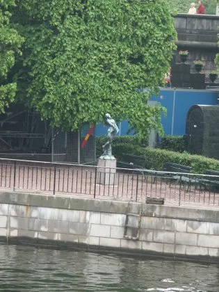 Monument in Helgeandsholmen