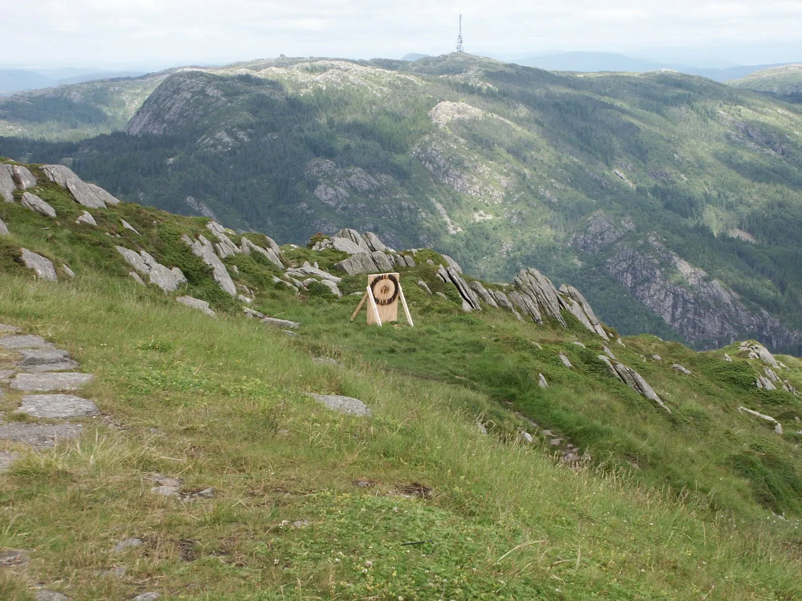 In Ulriken they do many things, also archery