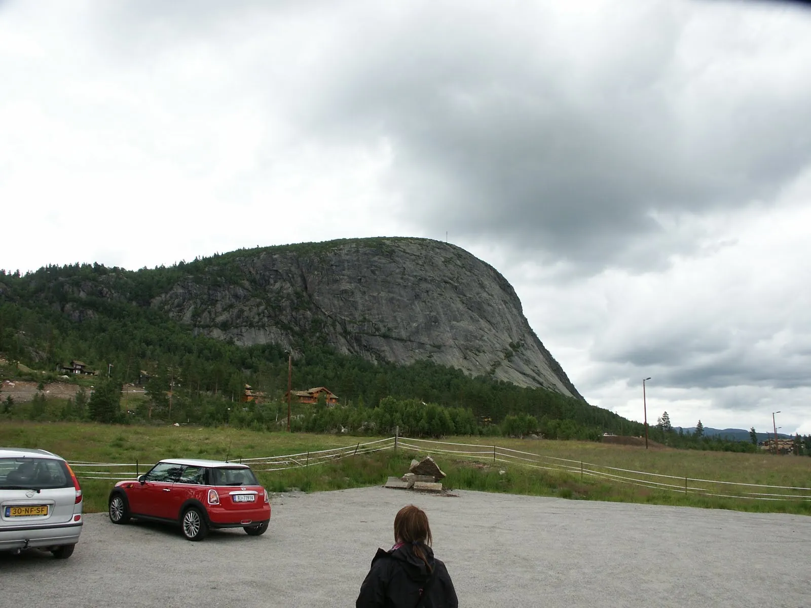 In order: a mountain, a red mini and the back of a Tuulikki